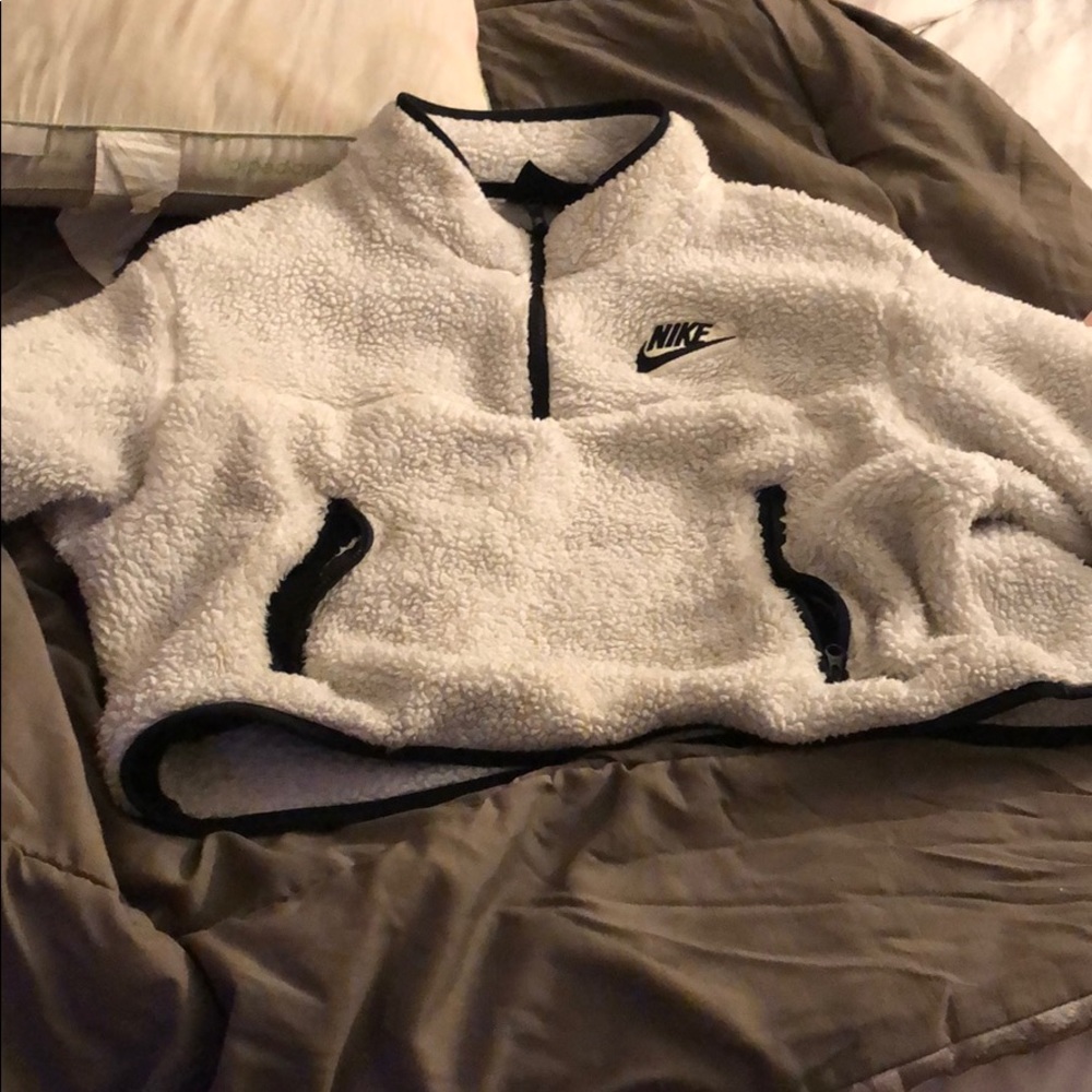 Nike cropped hoodie